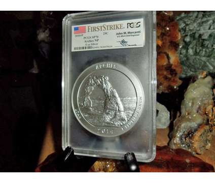 2014-P F/S PCGS SP 70 ARCHES NATIONAL PARK 5 oz. SILVER QUARTER with JOHN M. MER is a Coins for Sale in New York NY