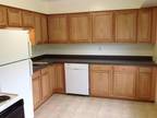 $1395 / 3br - 3 bed, 1 bath duplex in lakeside with Garage!