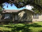 $1200 / 3br - 1800ft² - Newly Remodeled! 3 Bedroom 1 1/2 Bath Home