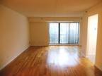 $3300 / 2br - 900ft² - Luxury 2 Bedroom_Fitness Club_Laundry_Parking_Conci...