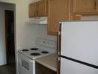 2br - 782ft² - Nice clean 2 bedroom in the Manor East BLDG