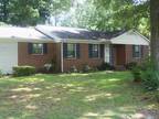 $1250 / 4br - 2500ft² - Spacious 4 Bedroom/3 Bath Home