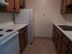 $575 / 2br - ♚ Marion Large Two Bedroom *Move-In Special*