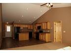 $1010 / 3br - 1500ft² - Newer 3 bedroom Beautiful Duplex with Spacious