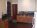 $1200 / 4br - 1800ft² - Charming Victorian 4 BD Hardwood Floors