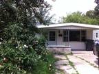 $525 / 2br - 1000ft² - ** BEAUTIFUL 2 BED 1 BATH HOUSE with GARAGE FOR RENT -