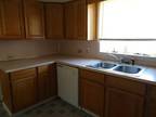 $900 / 3br - Nice 3BR Apt inc Heat Hot water/sewer