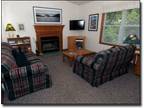 $670 / 1738ft² - 2/1 vaulted ceilings