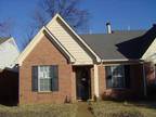 $795 / 3br - 1120ft² - 5832 Ashridge Pl -| HICKORY TRACE |- 38141 - WRI