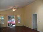 $995 / 2br - 1024ft² - 2B, 2BA UPDATED, SERENE HOME