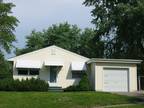 $1100 / 3br - 900ft² - Clean, fresh, 3BR home with garage