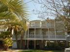 $1720 / 4br - Awesome Beach House