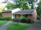 $1995 / 3br - 2256ft² - 3 Bedroom, 2.5 Bath home w/ BONUS room off of Ridge