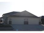$2400 / 4br - 2000ft² - 1st Month Free? YES! Brand New 4 bd/2 bath Twin