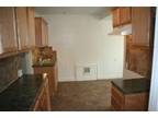 $700 / 2br - 2 BDRM/ 1 BATH Apartment Available