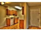 $660 / 1br - 580ft² - Great 1 bedroom~Close to everything~Pet Friendly
