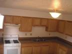 $800 / 2br - $300 rebate on this fabulous 2 bed/1.5 bath townhouse
