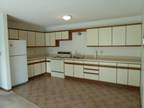 $600 / 2br - 800ft² - Oakwood Apartments