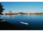 $3200 / 2br - 1450ft² - Wide Water and a great View. Windsurf from you living