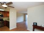 $2799 / 2br - 1100ft² - AVBL: 5/1/13 Walk, Jog, or Bike Along The Water!