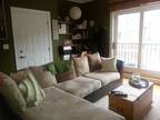 Extra large 2bd 2bth with parking, jacuzzi tub, tons of room!!!