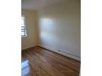 Beautiful 2 bedrm Duplex,1200 sq ft!Renovated,Steal of a deal!Close to park,Lots