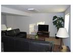3 Beds - Lynbrook Apartments & Townhomes