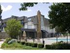 2 Beds - Arbor Square Apartments