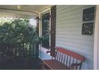 $1100 / 2br - ft² - Craftsman home with huge deck (Hubbard 76648) 2br bedroom