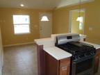 $875 / 1br - 480ft² - E. 7th and Pedernales Cottage FOR RENT!