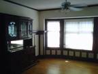 $850 / 3br - 3 Bedroom upper (531 # 2 East locust St.) 3br bedroom