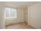 3 Beds - Westview Apartments