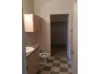 $1365 / 1br - 665ft² - A Neighborhood feel in the Middle of the City!