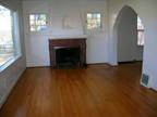 $615 / 2br - 2 bedroom House has wood floors, appliances & fenced yard
