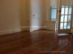 Great 1 bed right off greenline