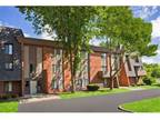 2 Beds - Landmark Apartments & Townhomes of Indianapolis