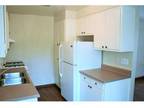 2 Beds - Lakewood Townhomes