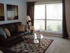 2 Beds - University Club Apartments