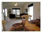 1 Bed - Yorktowne Farms