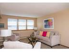 1 Bed - Brentwood Park Apartments & Townhomes