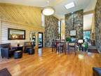 2 Beds - Creekside Apartments