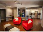 1 Bed - Capitol Towers Apartments & Penthouses