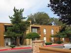 2 Beds - Casa Tierra Apartments & Townhomes