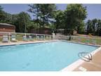 2 Beds - The Crossroads Apartments