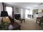 2 Beds - Royal Pointe