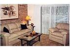 2 Beds - Fountain Parc Apartments & Townhomes