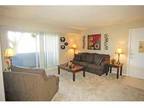 2 Beds - Lakes of Greenbrier
