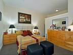 2 Beds - Mariposa Lofts Apartments