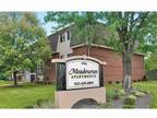 2 Beds - Meadowrun Apartments