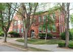 2 Beds - Lincoln School Apts